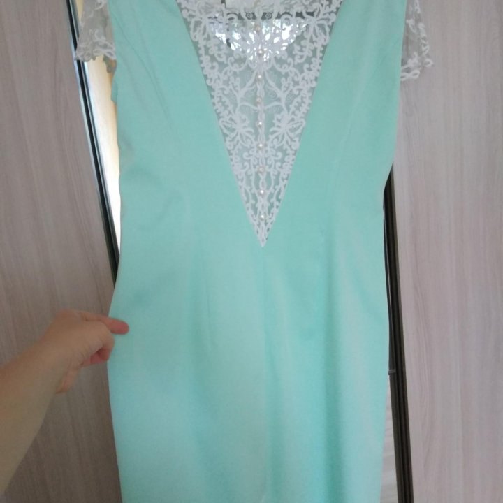 Вечернее платье