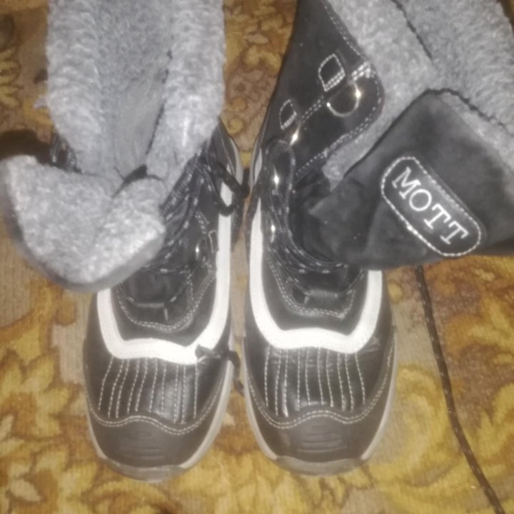 Зимние сапоги