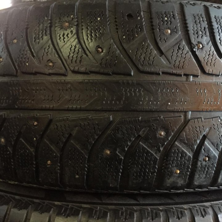 235/55/19 Bridgestone ice Cruiser-7000. 3шт