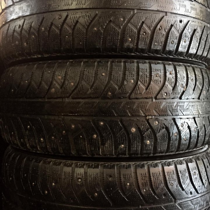 235/55/19 Bridgestone ice Cruiser-7000. 3шт