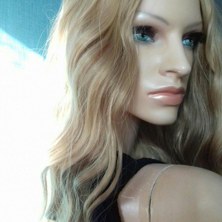 Парик светлый