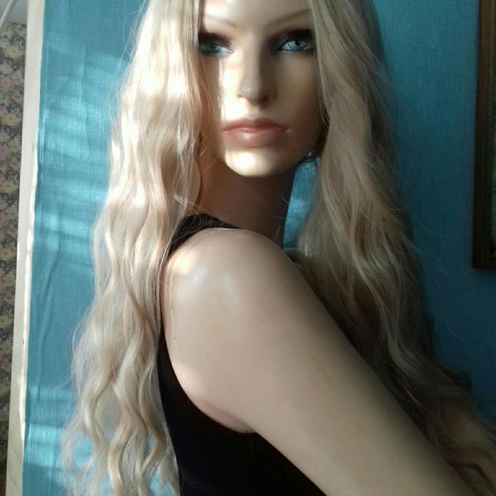 Парик светлый