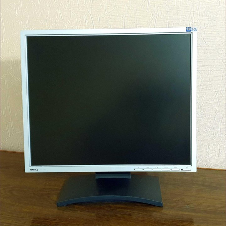 ЖК-монитор BENQ FP73G