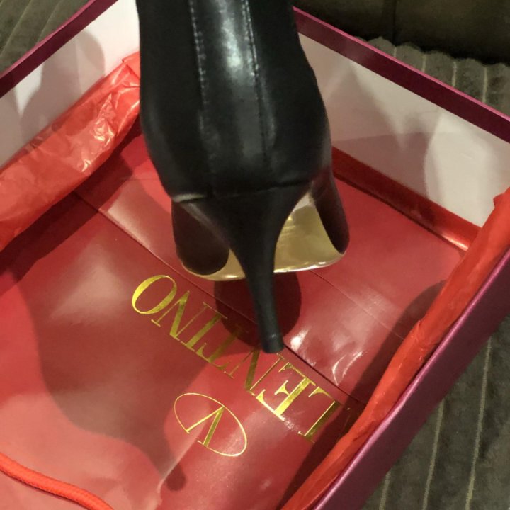 Полуботинки