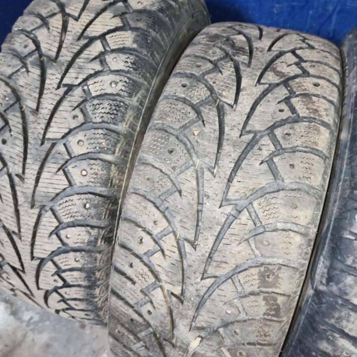 Пара зимних шин Hankook Winter iPike 195/55/r15