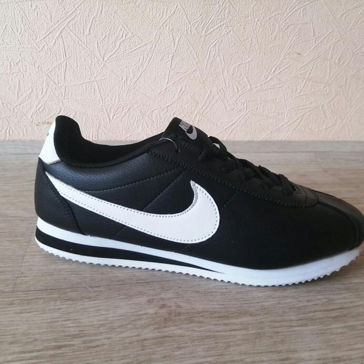 Кроссовки Nike Cortez