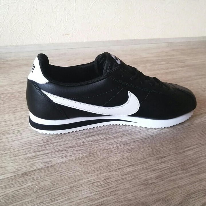 Кроссовки Nike Cortez