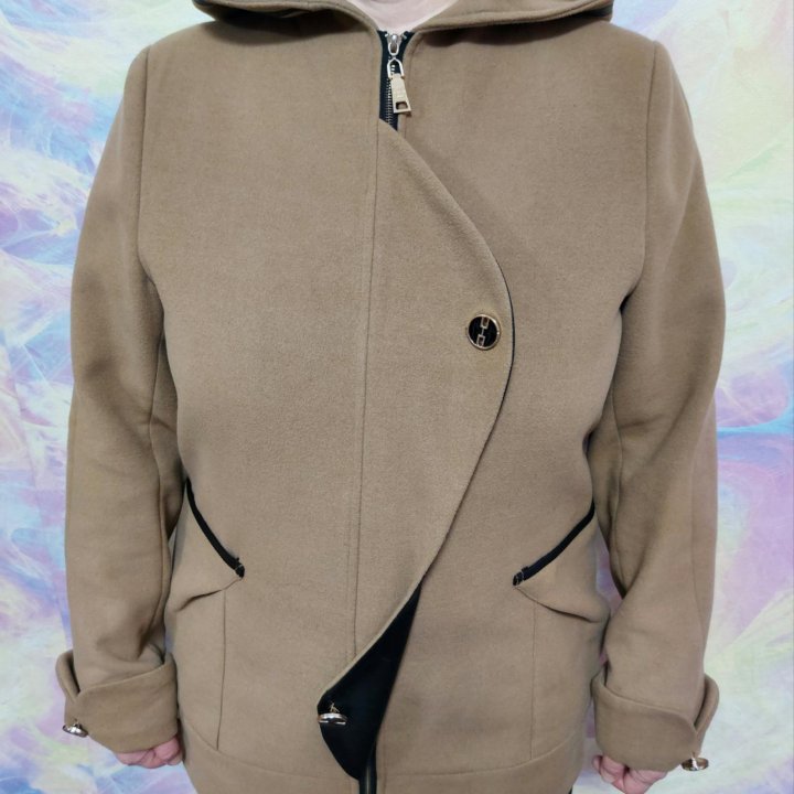 Пальто с капюшоном