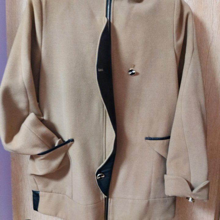 Пальто с капюшоном