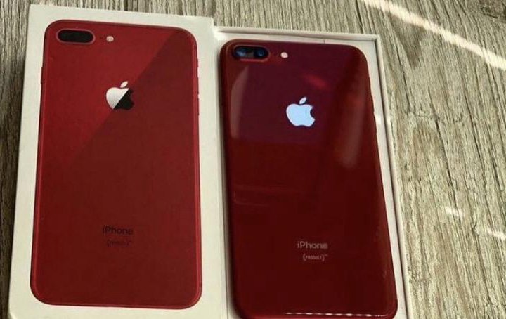 iPhone 8 Plus Red 64gb RFB Магазин,Рассрочка