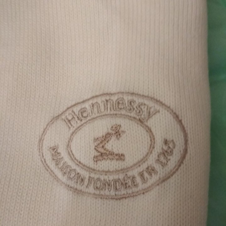 Джемпер новый