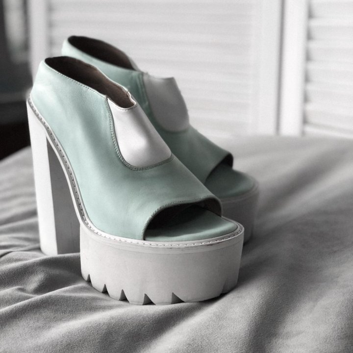 Ботильоны Jeffrey Campbell