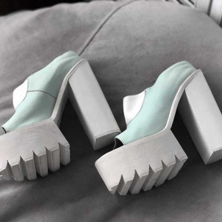 Ботильоны Jeffrey Campbell