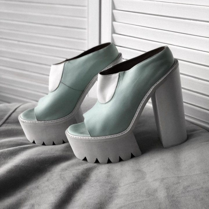 Ботильоны Jeffrey Campbell