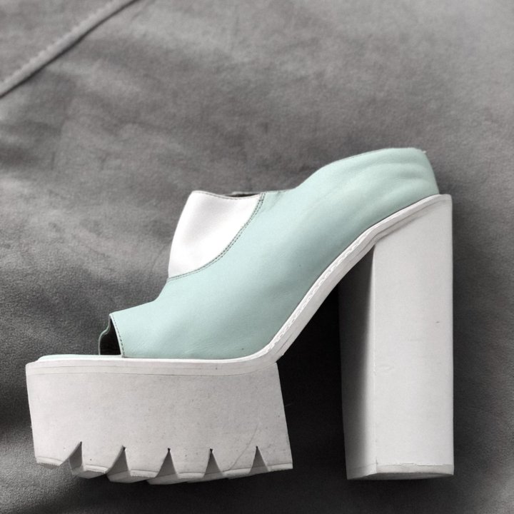 Ботильоны Jeffrey Campbell