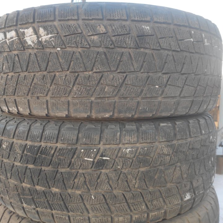 Bridgestone blizzak dm-v1