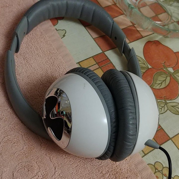 Наушники разные AKG ,JBL