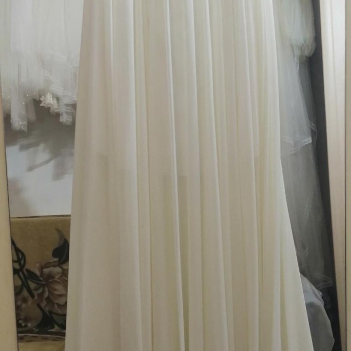 Свадебные платья