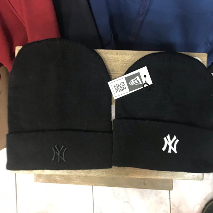 Шапка вязаная MLB New York Yankees новая.Черная