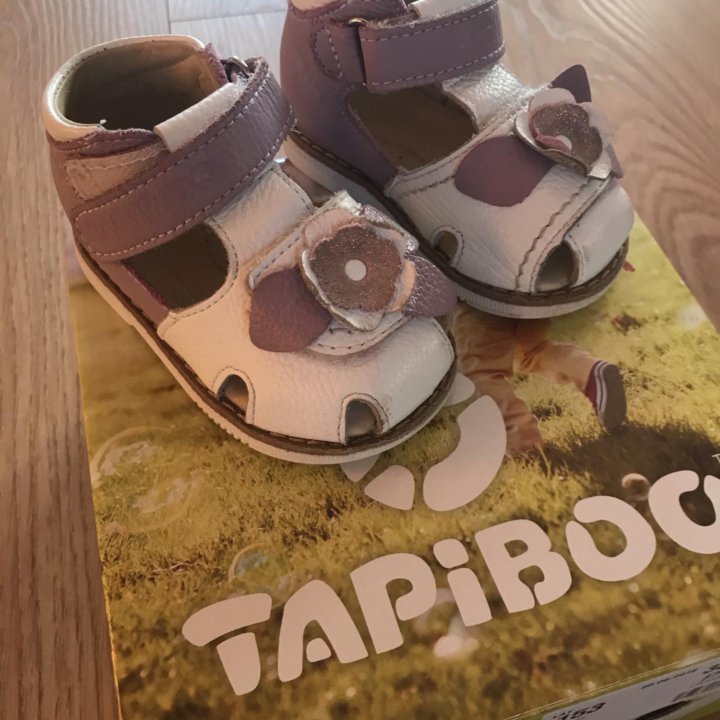 Сандали для девочки TAPIBOO