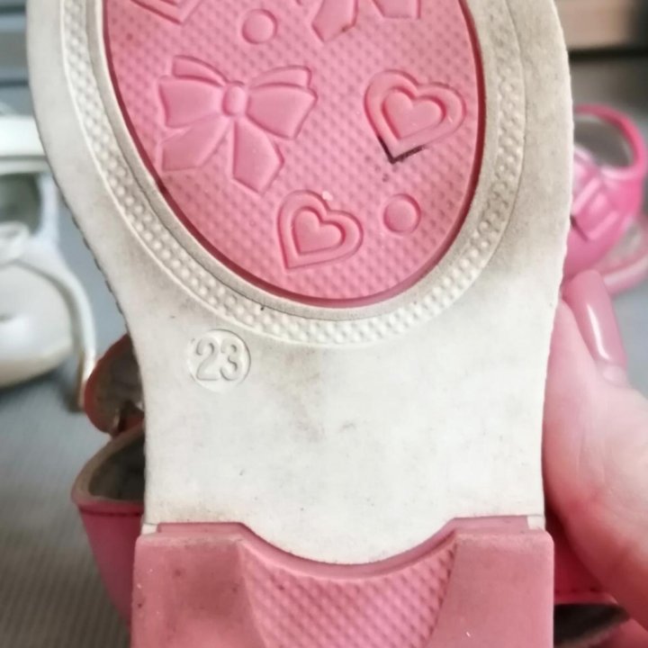 Детская обувь