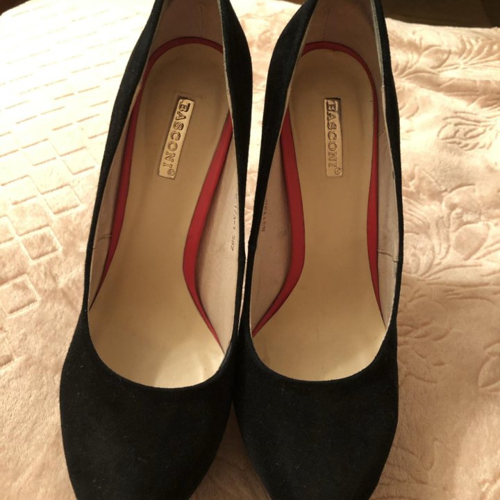 Туфли со стразами