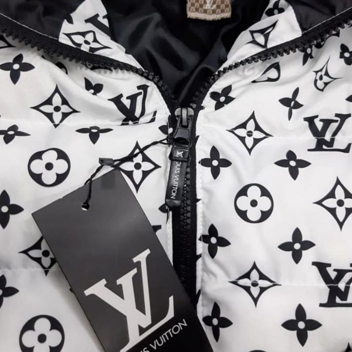 Бомбовая куртка Louis Vuitton