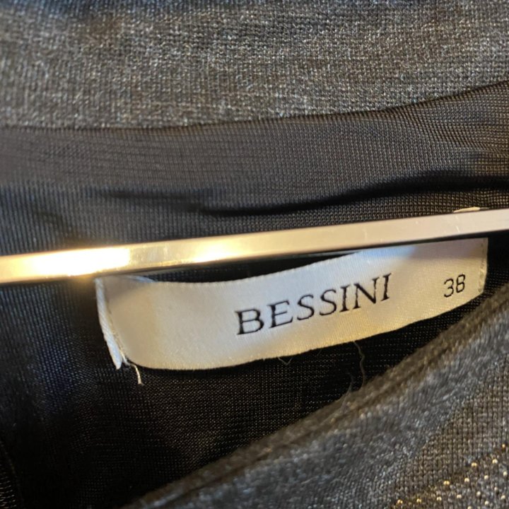 Платье Bessini