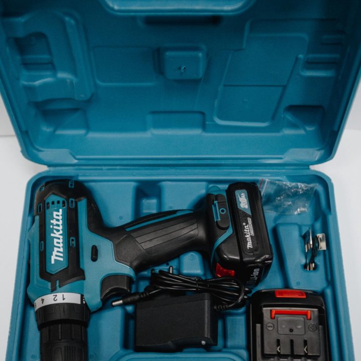 Шуруповёрт Makita 14.4V