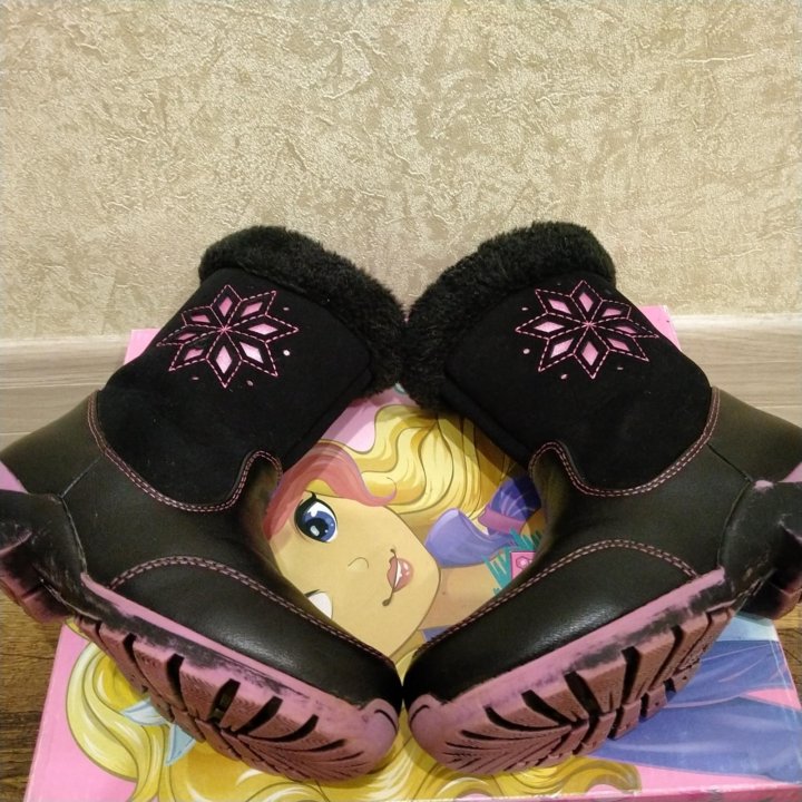 Сапоги для девочки