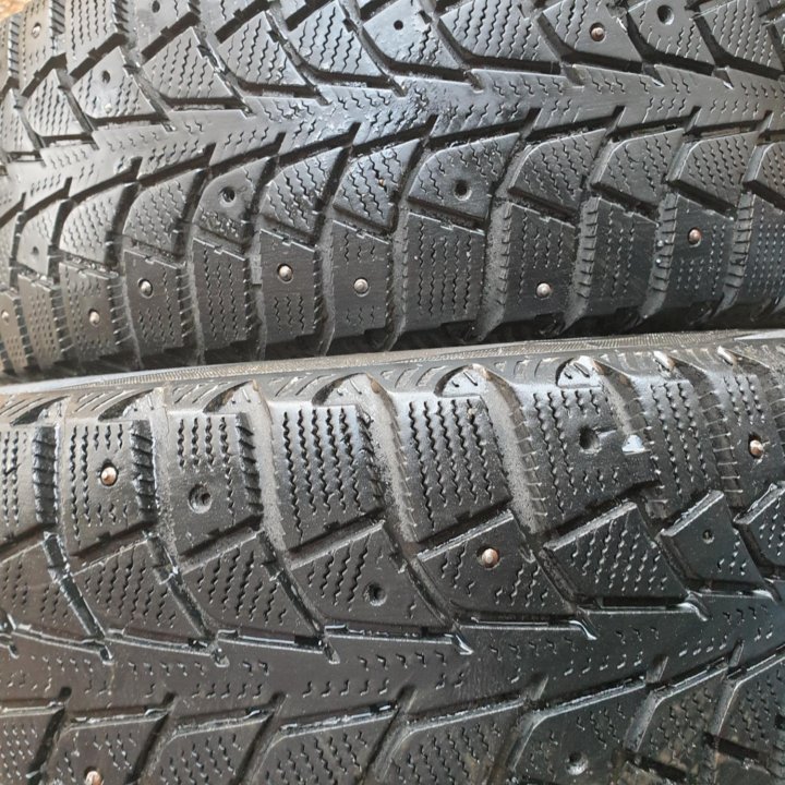 Шины зима б-у Maxxis 195-65R15 4-2-1шт подбор