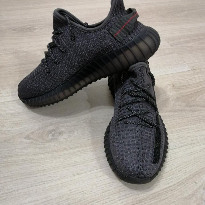 Новые кроссовки Adidas Yeezy 350 р.36,39