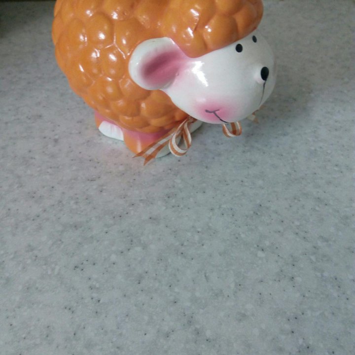 Симпатичная копилка