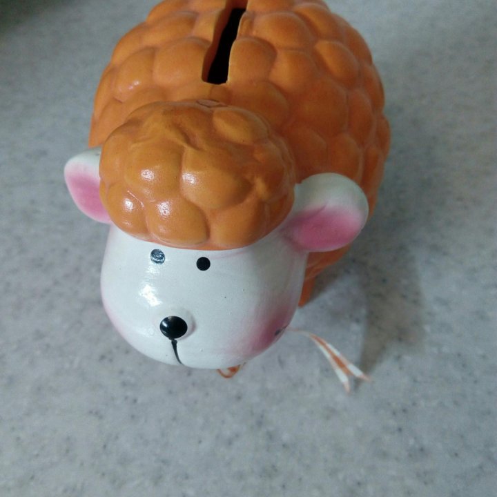 Симпатичная копилка