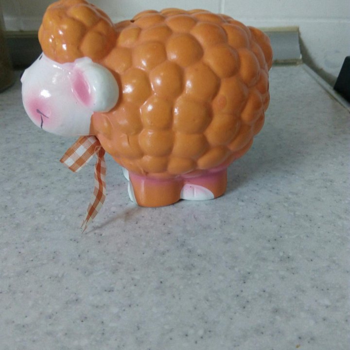 Симпатичная копилка