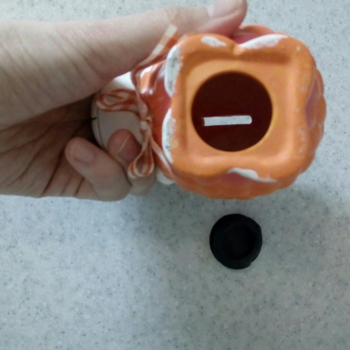 Симпатичная копилка