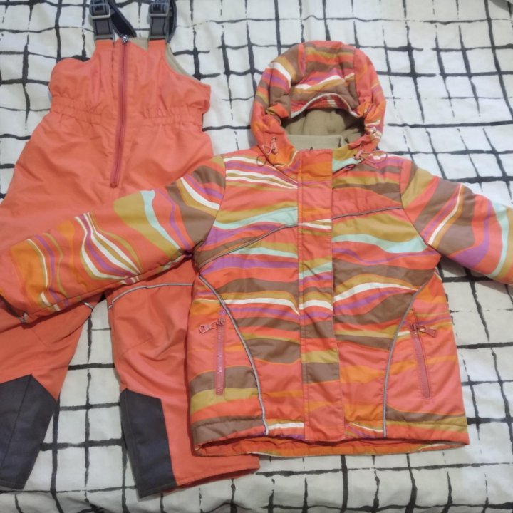 Детский полукомбинезон и куртка
