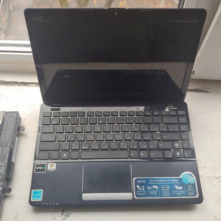 Asus EEE PC 1215T