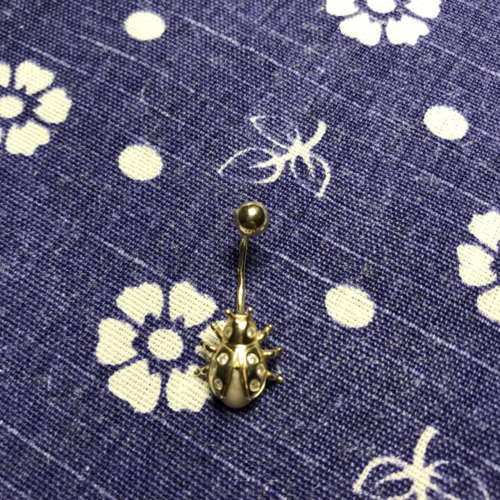 Пирсинг с бриллиантами