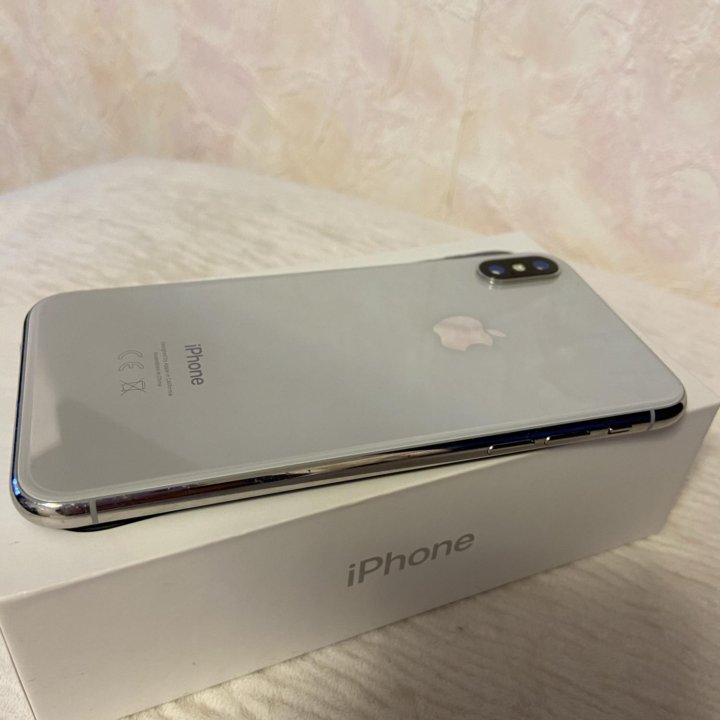 iPhone X 64 GB Silver