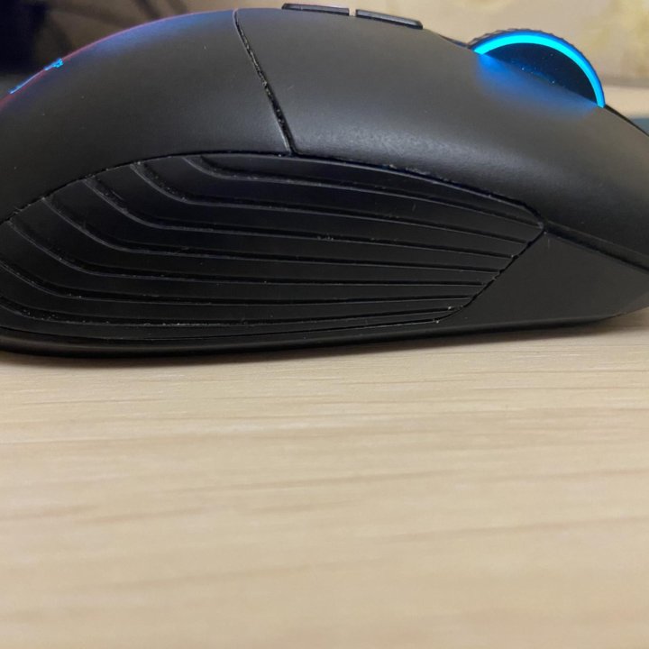 Mouse Razer basilisk б/у