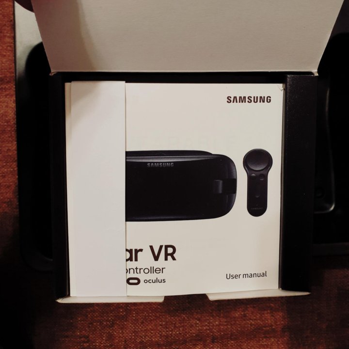 Gear VR with controller