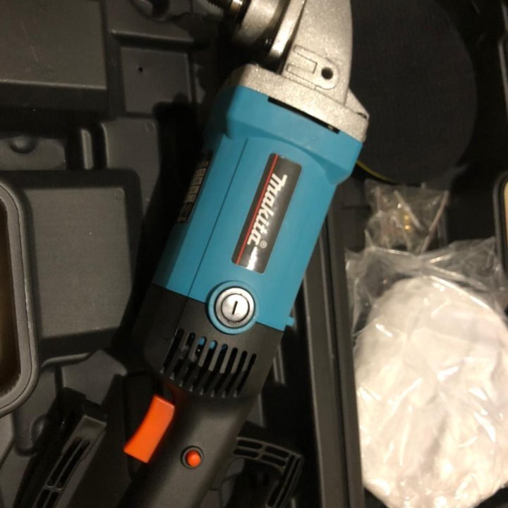 Полировальная машинка Makita 1200Вт