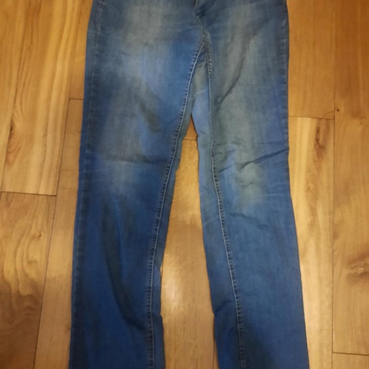 Джинсы пакетом