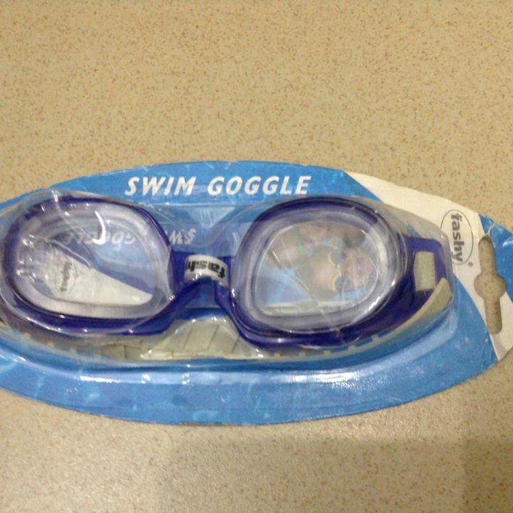 Очки для плавания