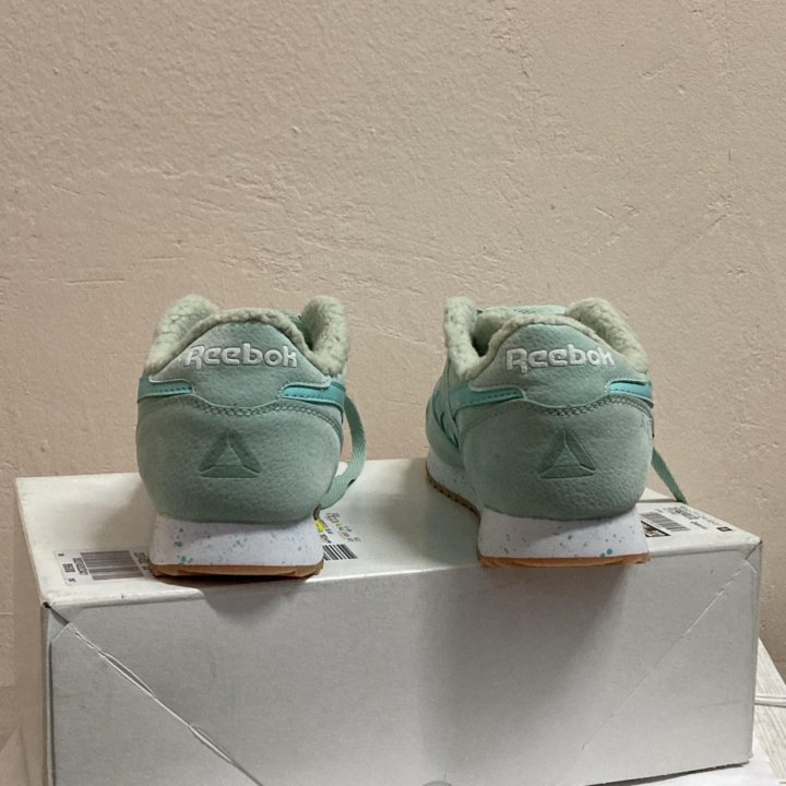 Кроссовки Reebok