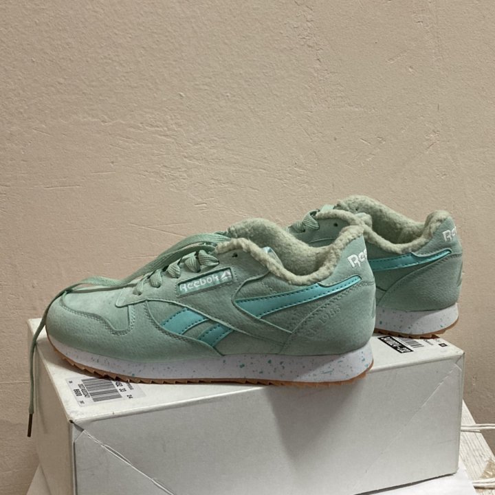 Кроссовки Reebok