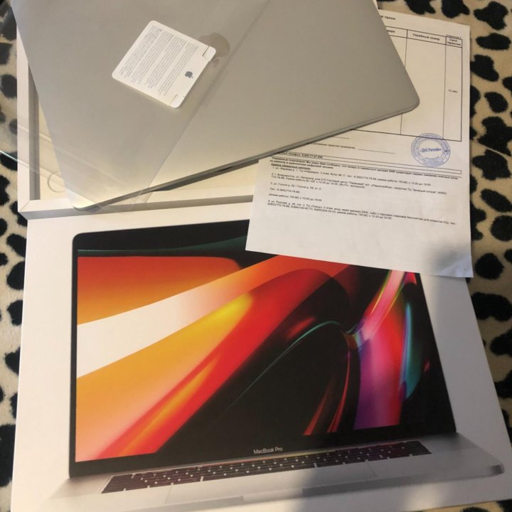 MacBook Pro 16