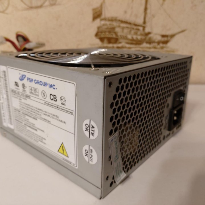 Блок питания FSP PNR 300W