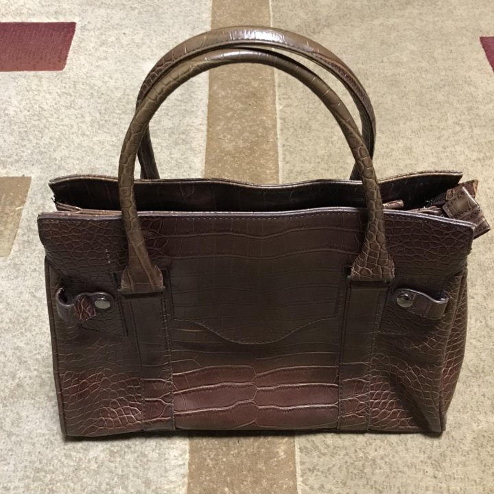 Сумка кожаная